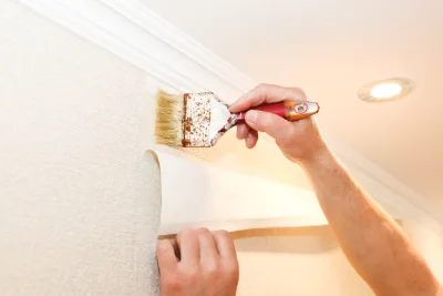 Pose de papier peint à Roppenheim — revêtements muraux et toiles de verre